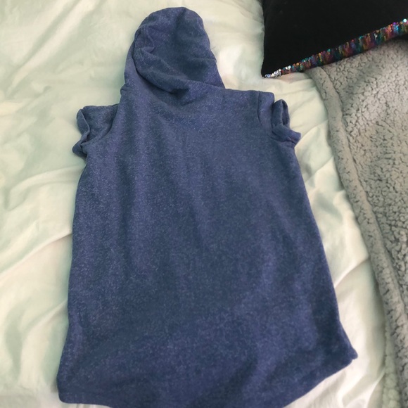 Blue cover - Picture 3 of 3